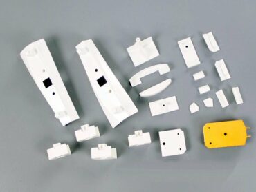 Freewing-FN2011109-F-104-70mm-Kunststoffteile-plastic-parts-set.jpg