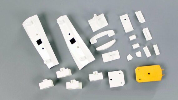 Freewing-FN2011109-F-104-70mm-Kunststoffteile-plastic-parts-set.jpg