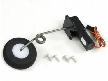 Yak-130_70mm_maingearright