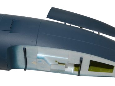 FLW302105_3