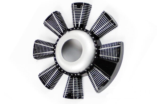Freewing-FW30311051-AT-6-Motorattrappe-engine-cover.jpg