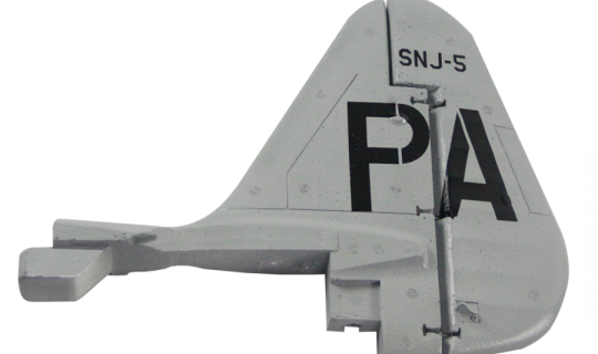 Freewing-FW3032104-AT-6-grau-Seitenruder-rudder.png