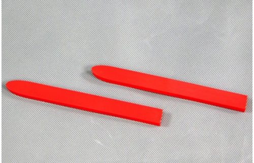 Yak-130_70mm_wingtips.jpg