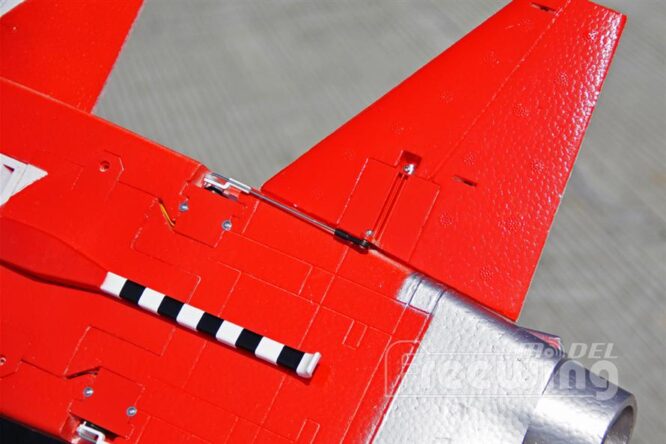 freewing-f-5-tiger-ii-swiss-80mm-edf-jet-pnp-rc-airplane-7
