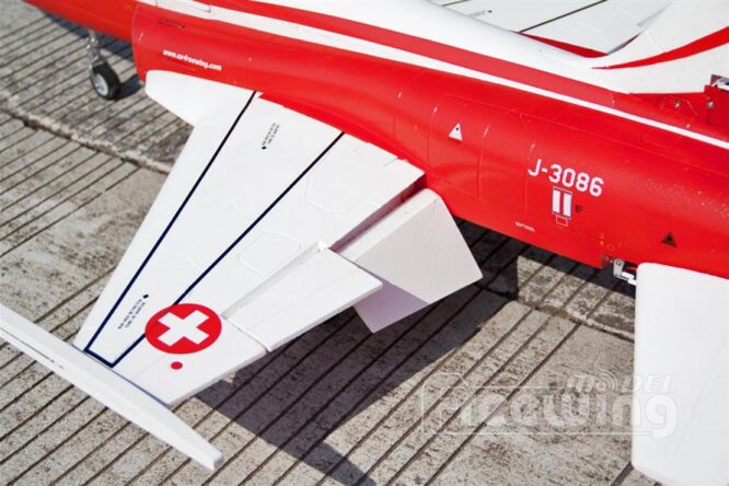 freewing-f-5-tiger-ii-swiss-80mm-edf-jet-pnp-rc-airplane-10